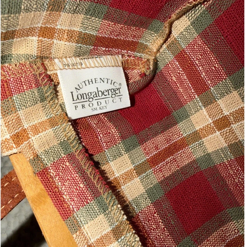 Longaberger 2003 Small Key Basket with Plaid Liner and Leather Handle